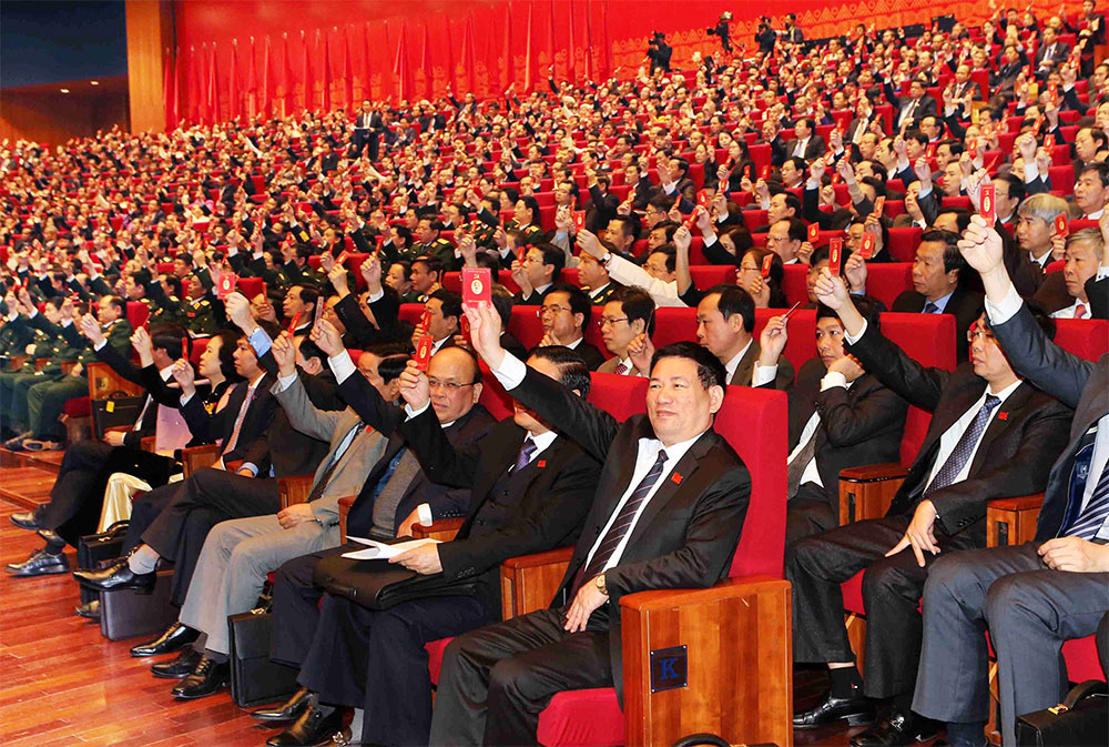 Triệt để nguyên tắc tập trung dân chủ, đẩy lùi dân chủ hình thức, chuyên quyền, độc đoán